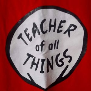 GILDAN: Size: Medium. Red